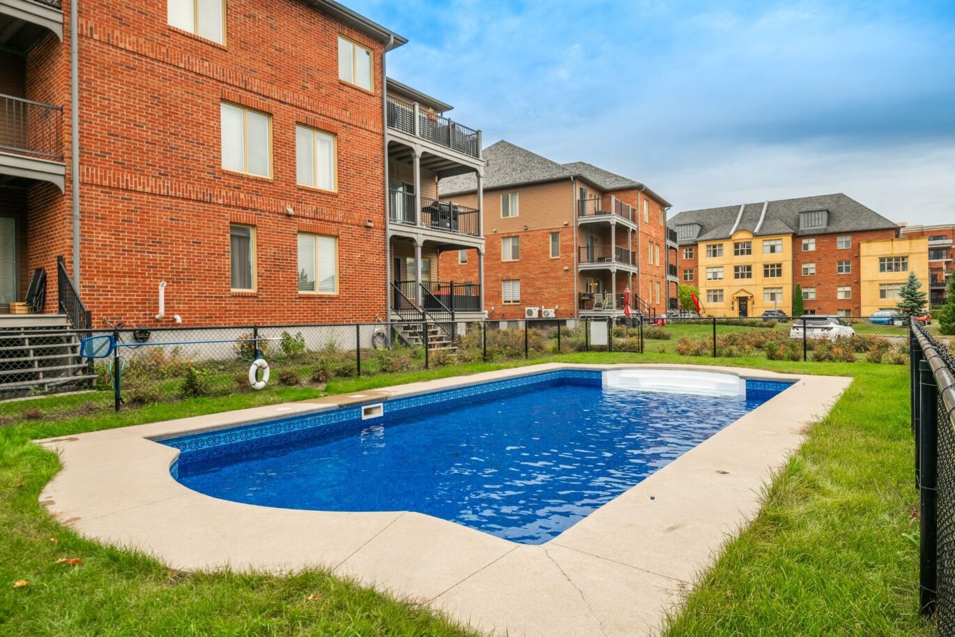 8045 Rue de Londres #3  Brossard (Montérégie)