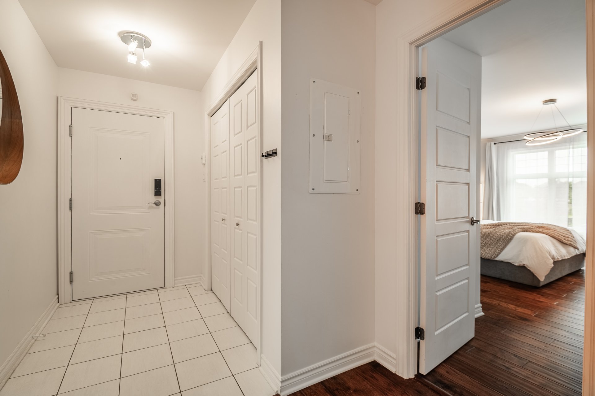 Brossard  - Appartement 8 Pi&egrave;ces 2 Chambres - picture 16