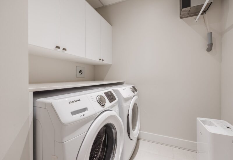 1000 Rue les Érables #305  Laval (Laval-sur-le-Lac) (Laval)