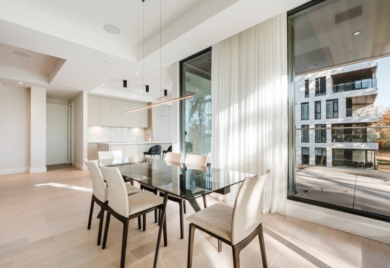 1000 Rue les Érables #305  Laval (Laval-sur-le-Lac) (Laval)