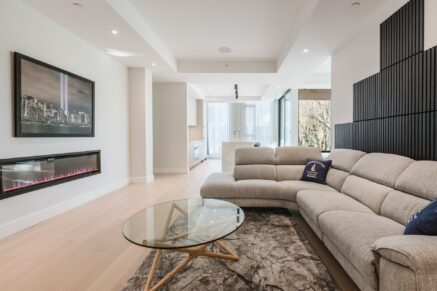 1000 Rue les Érables #305  Laval (Laval-sur-le-Lac) (Laval)