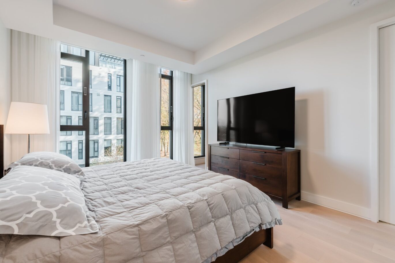 1000 Rue les Érables #305  Laval (Laval-sur-le-Lac) (Laval)