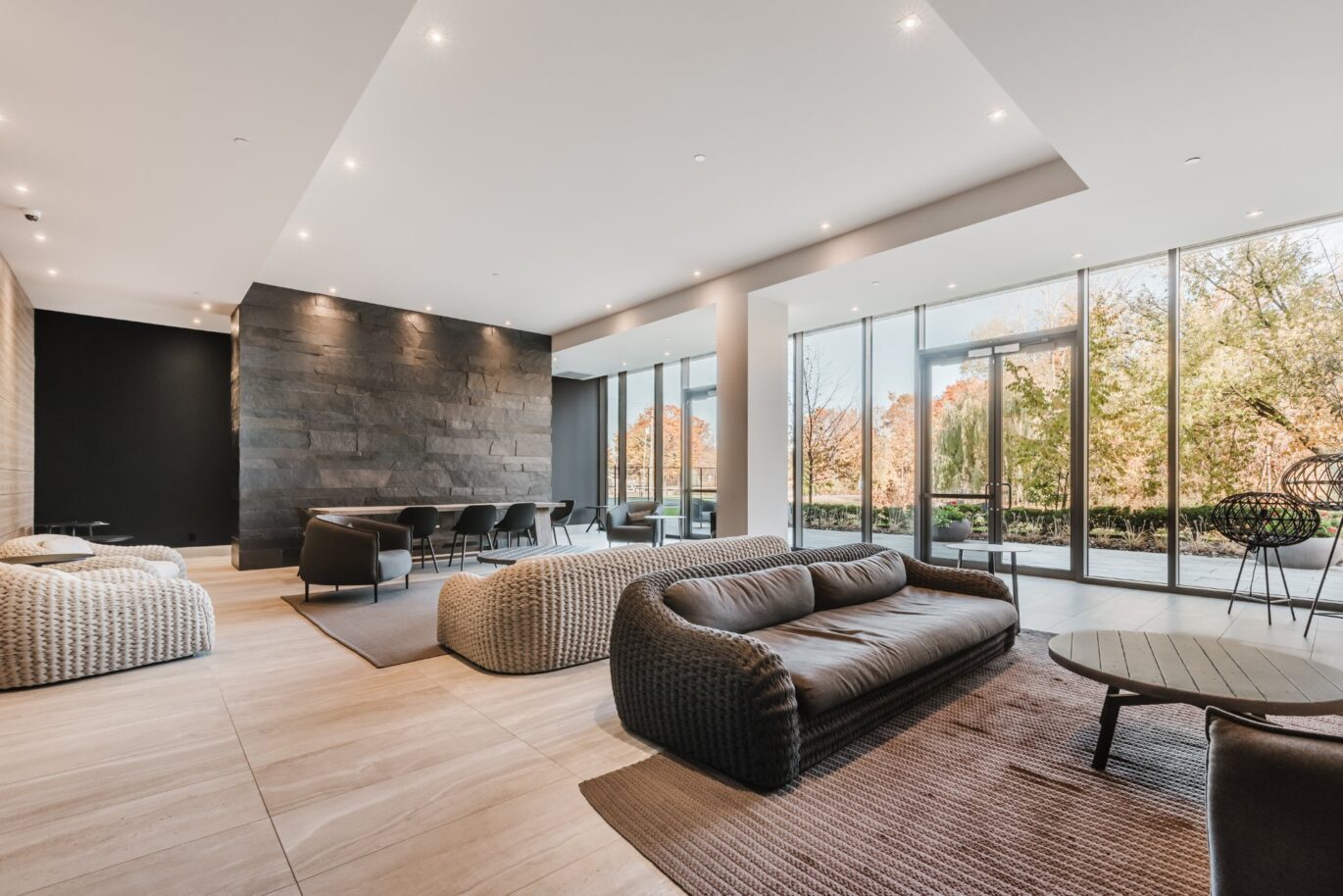 1000 Rue les Érables #305  Laval (Laval-sur-le-Lac) (Laval)