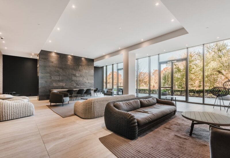 1000 Rue les Érables #305  Laval (Laval-sur-le-Lac) (Laval)