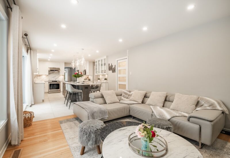 19 Rue des Souverains  Blainville (Laurentides)