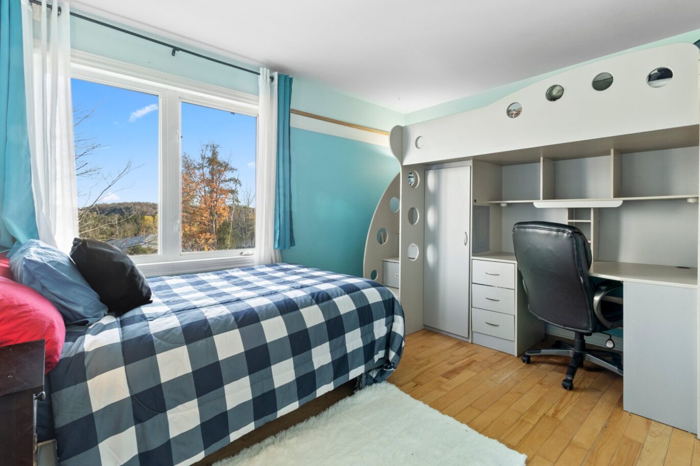 340 Ch. de Chertsey  Sainte-Marguerite-du-Lac-Masson (Laurentides)