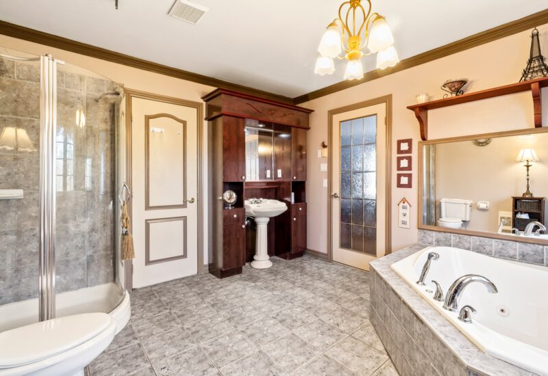 340 Ch. de Chertsey  Sainte-Marguerite-du-Lac-Masson (Laurentides)