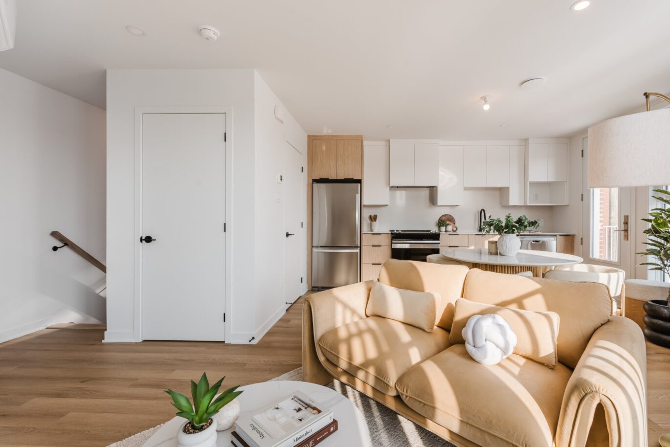 6773 Boul. De La Vérendrye #107  Montréal (Le Sud-Ouest) (Montréal)