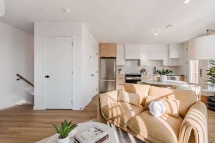 6773 Boul. De La Vérendrye #107  Montréal (Le Sud-Ouest) (Montréal)