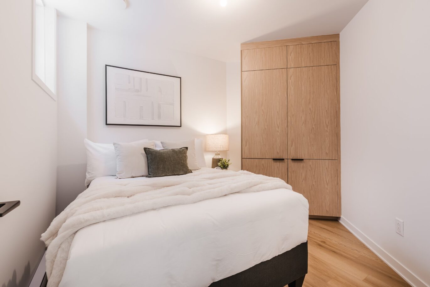 6773 Boul. De La Vérendrye #107  Montréal (Le Sud-Ouest) (Montréal)