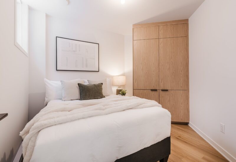 6773 Boul. De La Vérendrye #107  Montréal (Le Sud-Ouest) (Montréal)