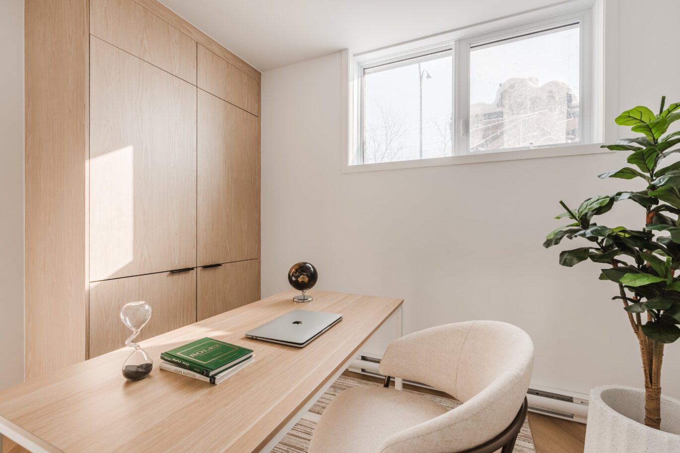 6773 Boul. De La Vérendrye #107  Montréal (Le Sud-Ouest) (Montréal)