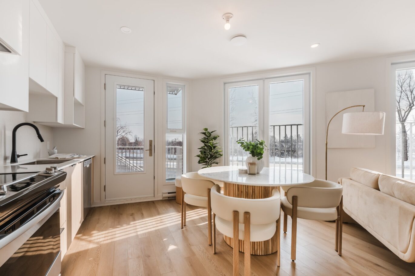 6773 Boul. De La Vérendrye #107  Montréal (Le Sud-Ouest) (Montréal)