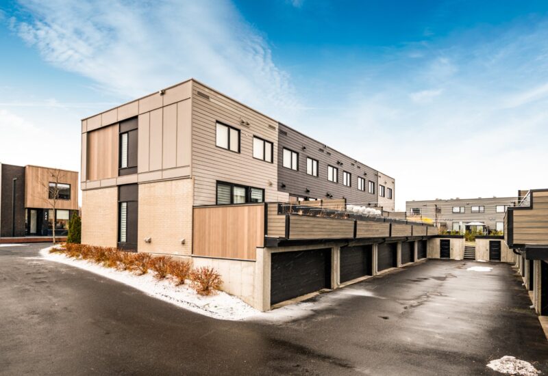 747 Rue Isola-Comtois  Sainte-Julie (Montérégie)