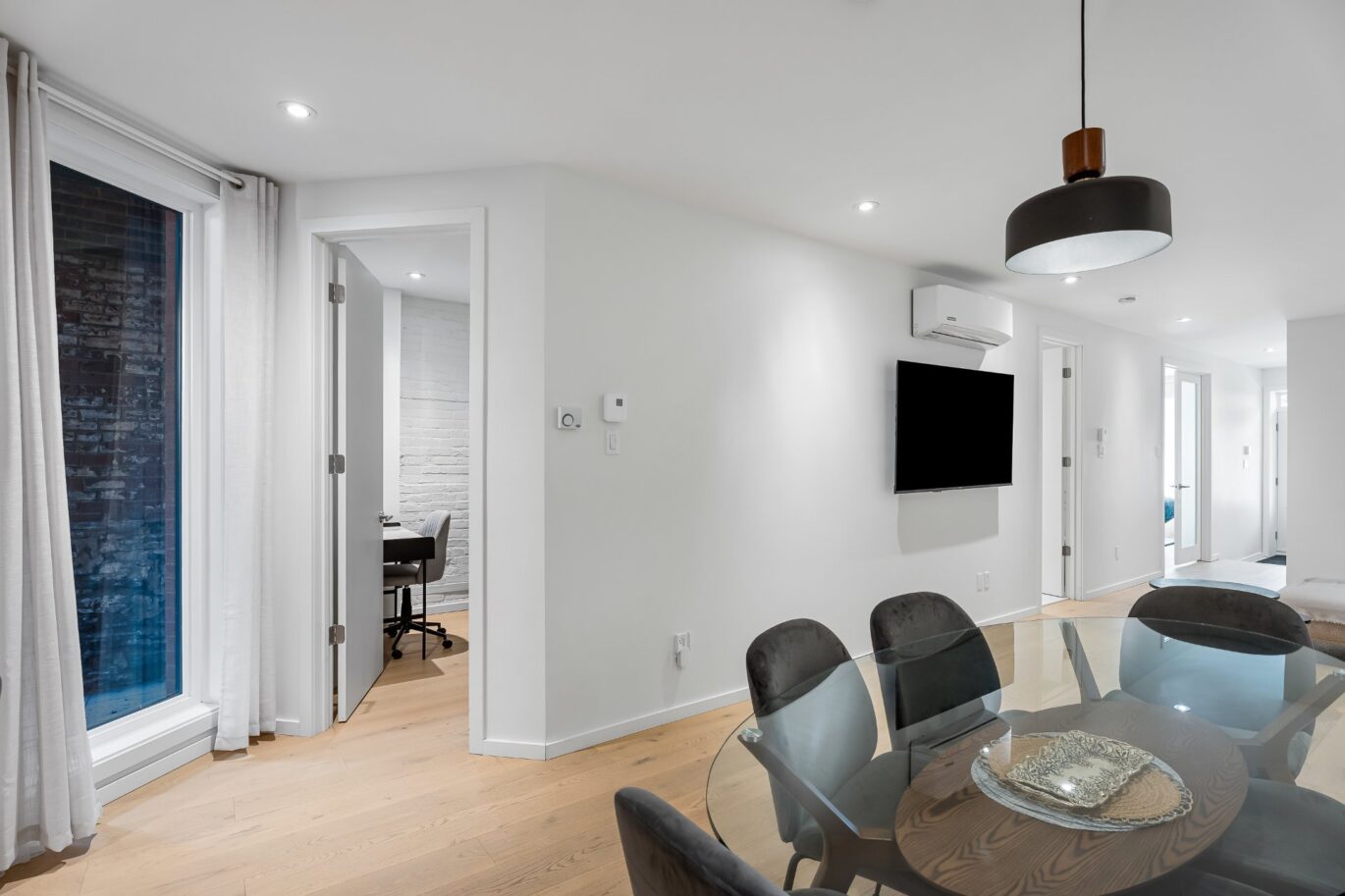 1285 Rue Rachel E.  Montréal (Le Plateau-Mont-Royal) (Montréal)