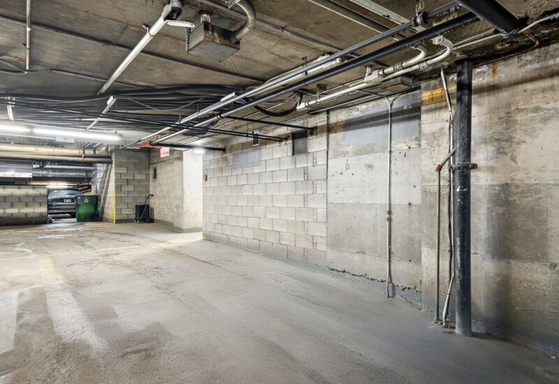 740 Boul. Montpellier #1012  Montréal (Saint-Laurent) (Montréal)