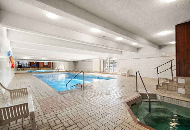 740 Boul. Montpellier #1012  Montréal (Saint-Laurent) (Montréal)