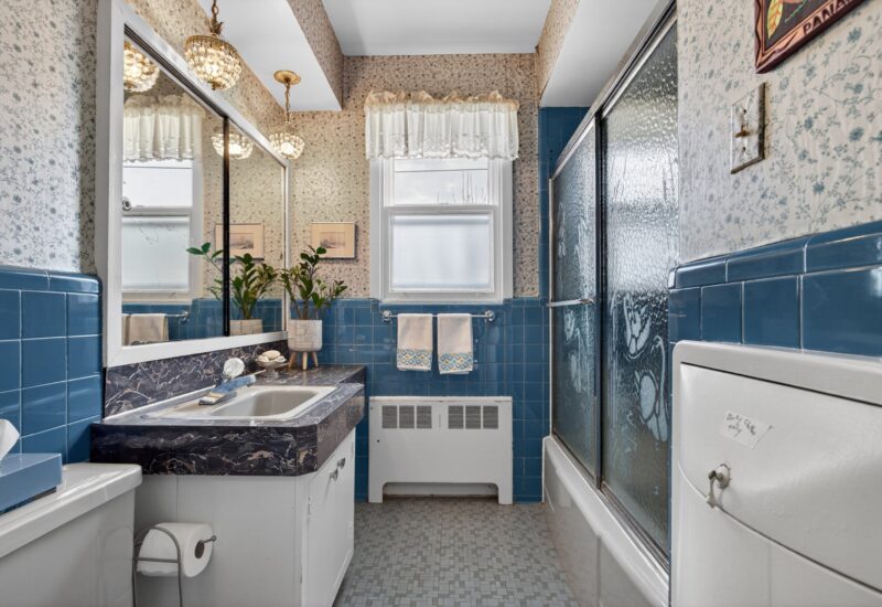 5608 Av. Alpine  Côte-Saint-Luc (Montréal)