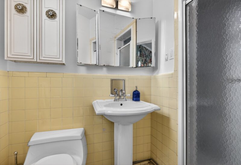 5608 Av. Alpine  Côte-Saint-Luc (Montréal)