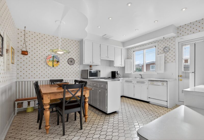 5608 Av. Alpine  Côte-Saint-Luc (Montréal)