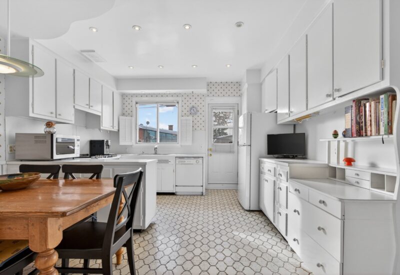 5608 Av. Alpine  Côte-Saint-Luc (Montréal)