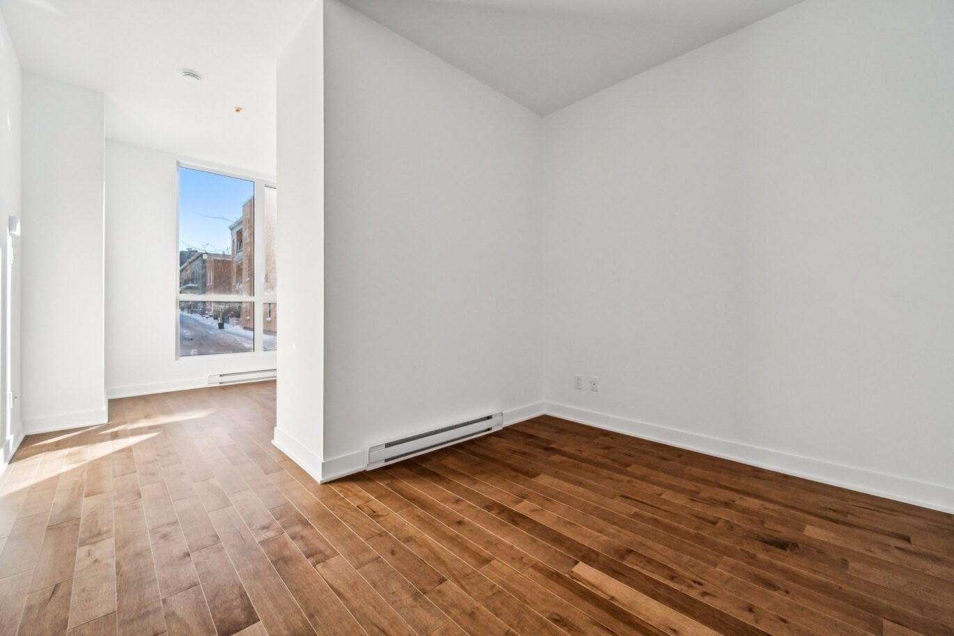 285 Av. Laurier E. #104  Montréal (Le Plateau-Mont-Royal) (Montréal)