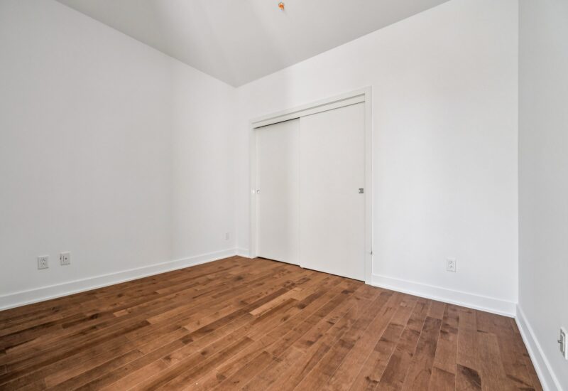 285 Av. Laurier E. #104  Montréal (Le Plateau-Mont-Royal) (Montréal)