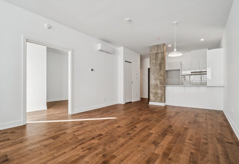 285 Av. Laurier E. #104  Montréal (Le Plateau-Mont-Royal) (Montréal)