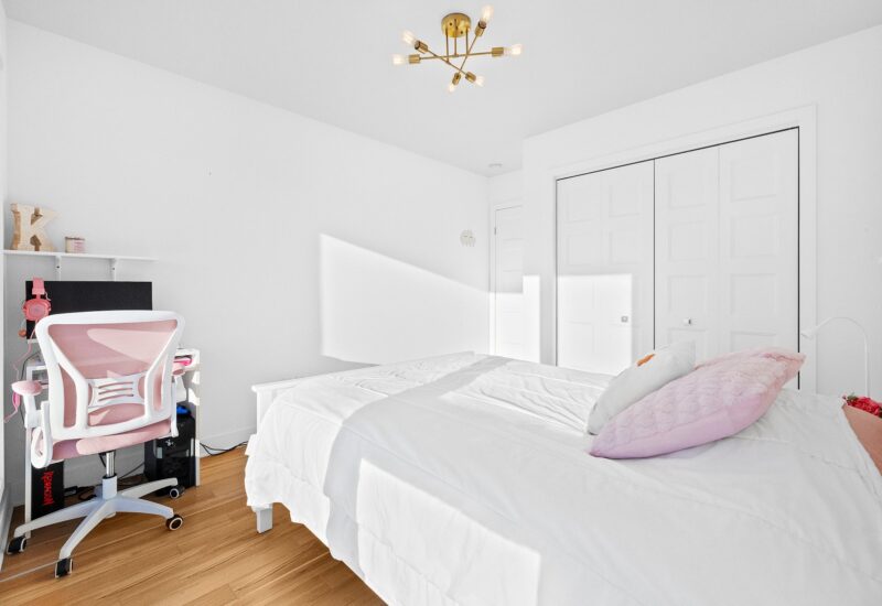 185 Ch. de la Grande-Côte #E  Saint-Eustache (Laurentides)