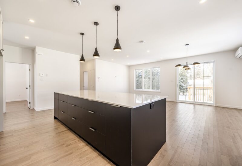 108 Ch. du Grand-Bernier S.  Saint-Jean-sur-Richelieu (Montérégie)