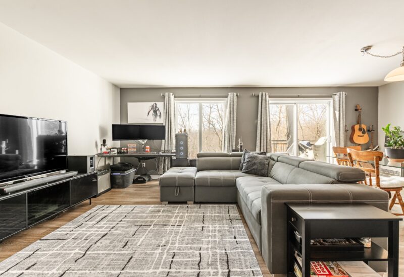 327 Rue Ste-Catherine #402  Saint-Constant (Montérégie)