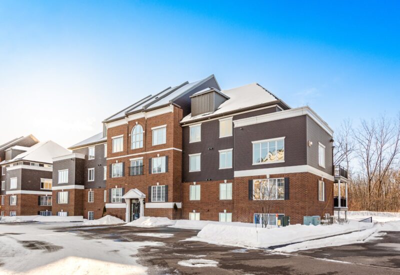 327 Rue Ste-Catherine #402  Saint-Constant (Montérégie)