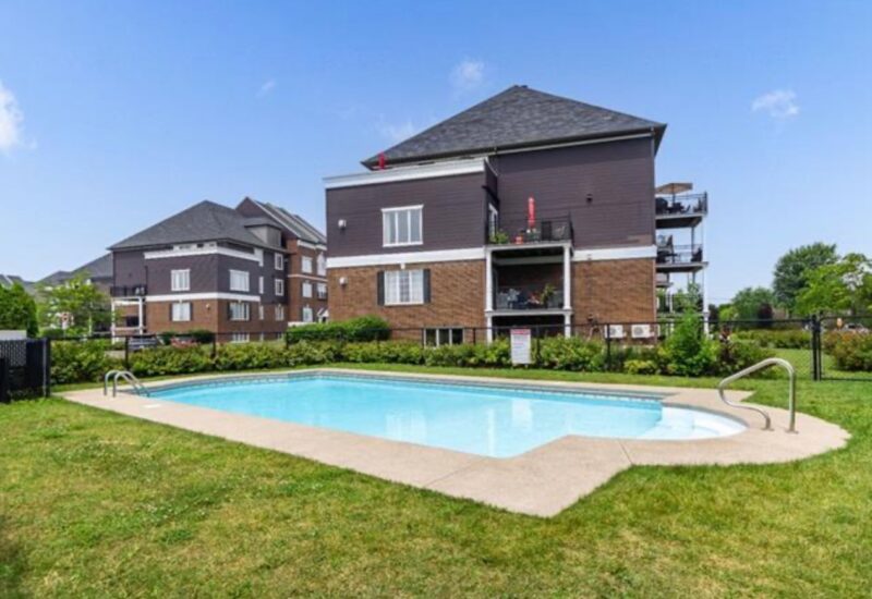 327 Rue Ste-Catherine #402  Saint-Constant (Montérégie)