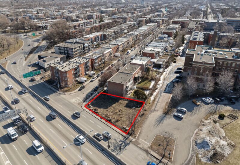 Boul. Crémazie E. #LOT  Montréal (Villeray/Saint-Michel/Parc-Extension) (Montréal)