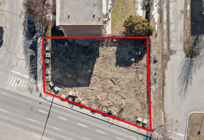 Boul. Crémazie E. #LOT  Montréal (Villeray/Saint-Michel/Parc-Extension) (Montréal)