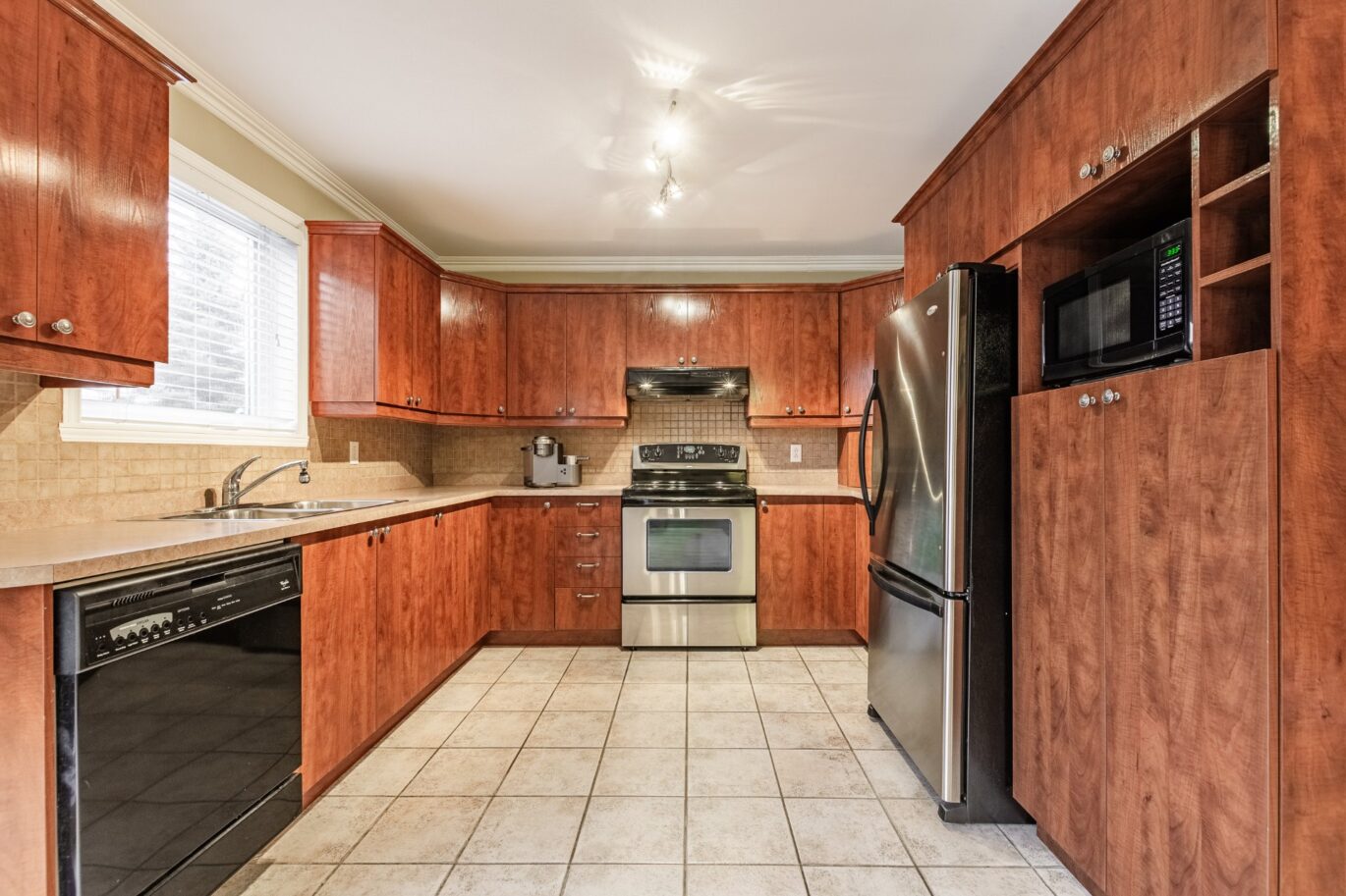 210 Rue du Beaujolais  Terrebonne (Lachenaie) (Lanaudière)