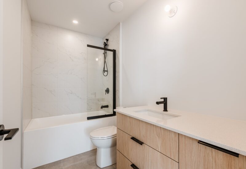 6777 Boul. De La Vérendrye  Montréal (Le Sud-Ouest) (Montréal)