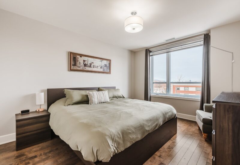 695 Rue du Docteur-Chevrier #401  Saint-Lambert (Montérégie)