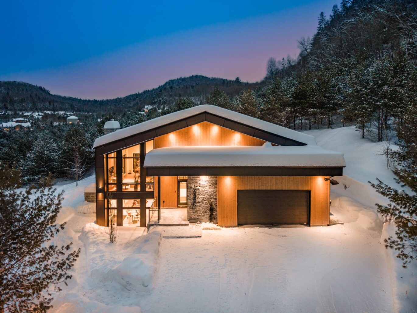 2450 Ch. de l&rsquo;Étang  Sainte-Adèle (Laurentides)