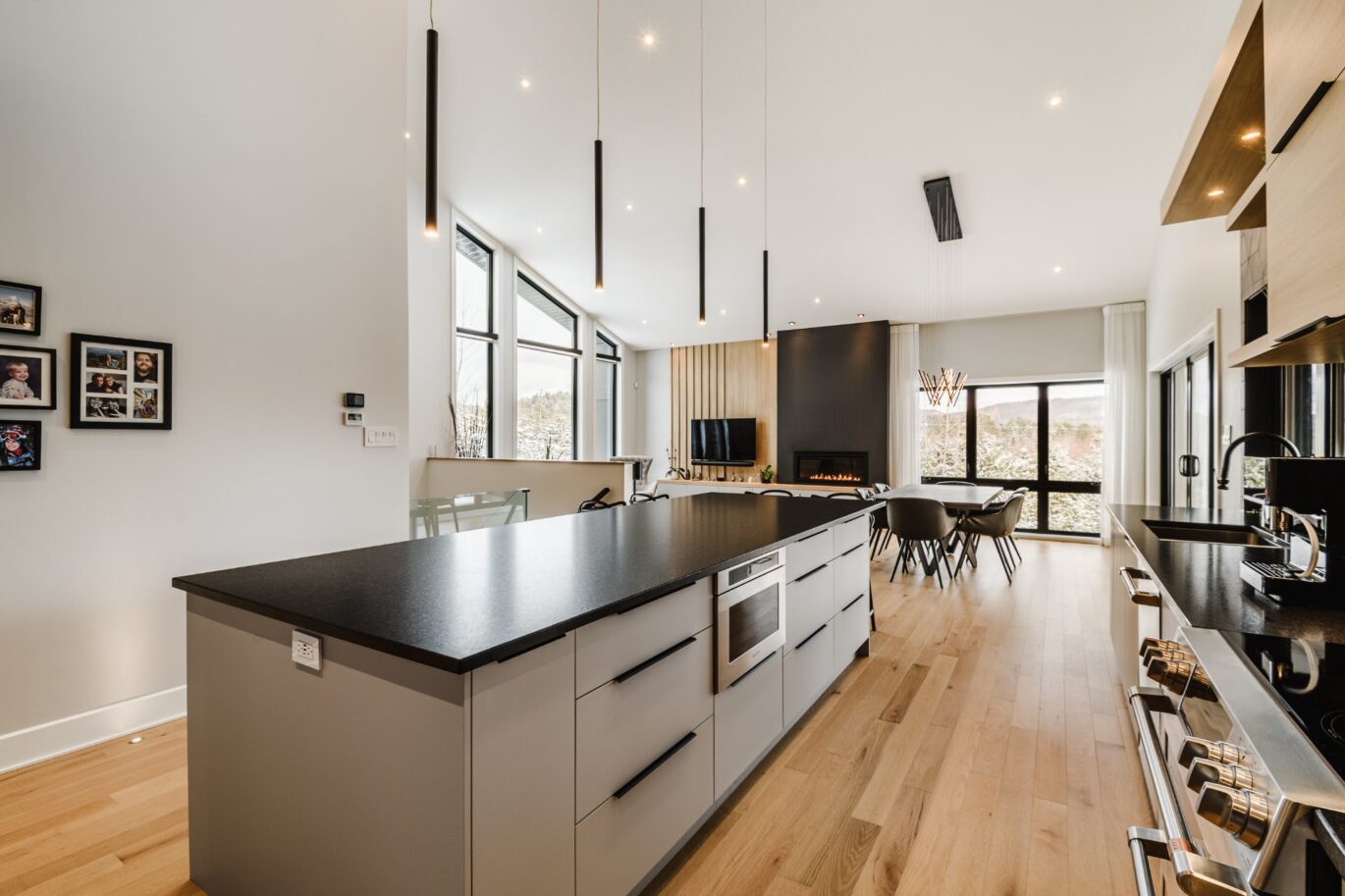 2450 Ch. de l&rsquo;Étang  Sainte-Adèle (Laurentides)