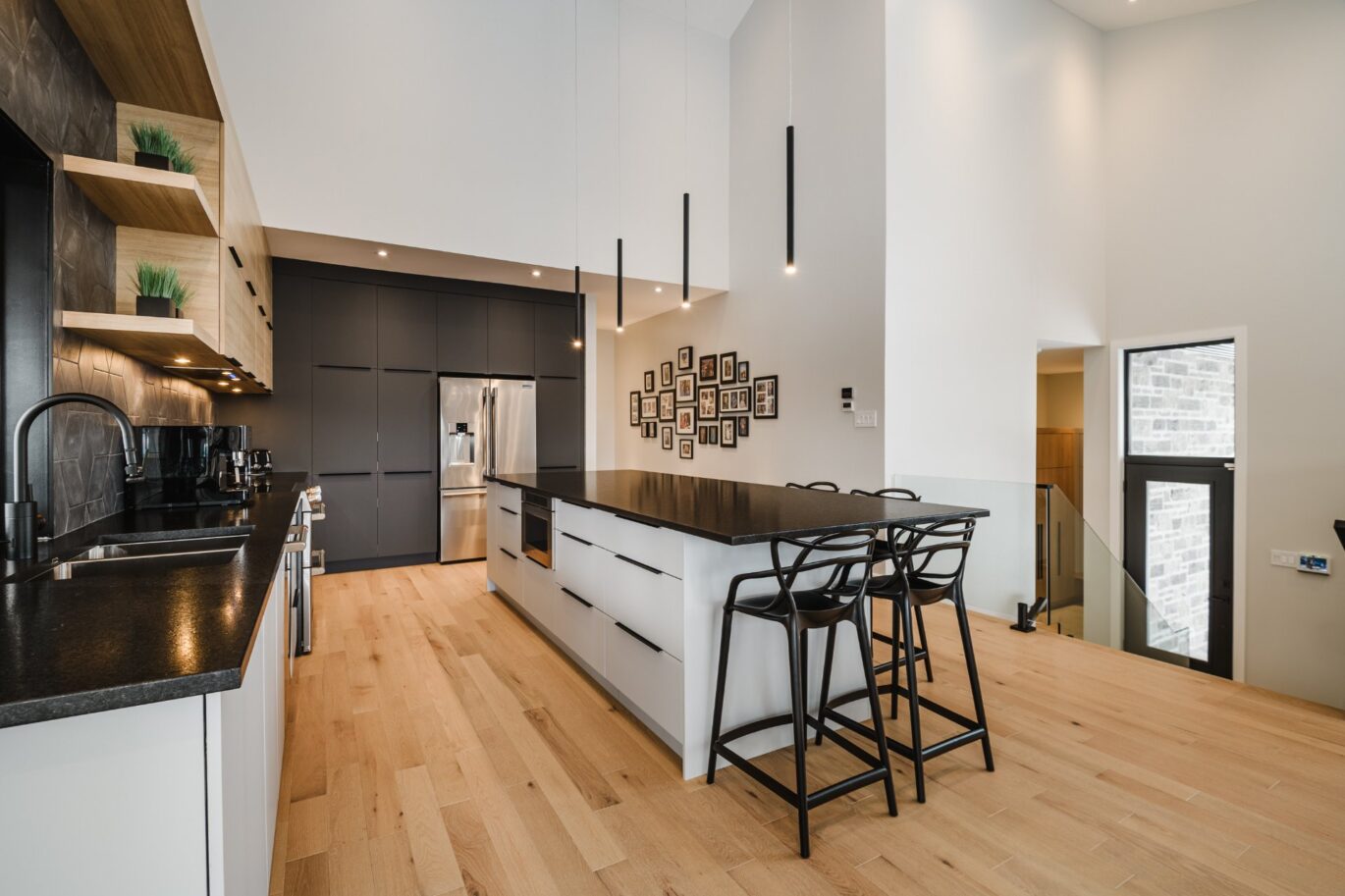 2450 Ch. de l&rsquo;Étang  Sainte-Adèle (Laurentides)