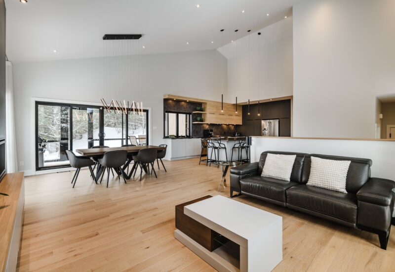 2450 Ch. de l&rsquo;Étang  Sainte-Adèle (Laurentides)