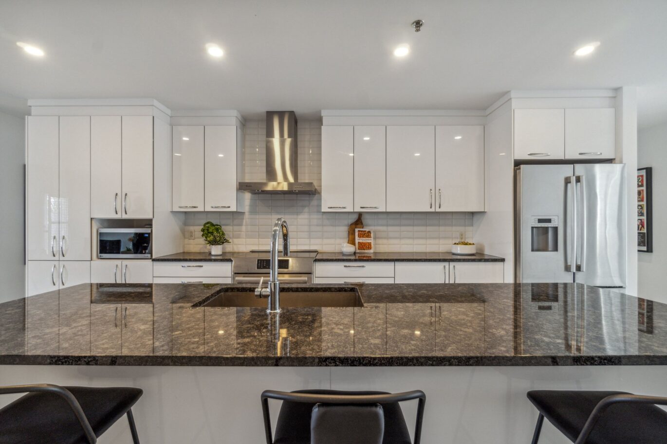 75 Av. des Pins E. #403  Montréal (Le Plateau-Mont-Royal) (Montréal)