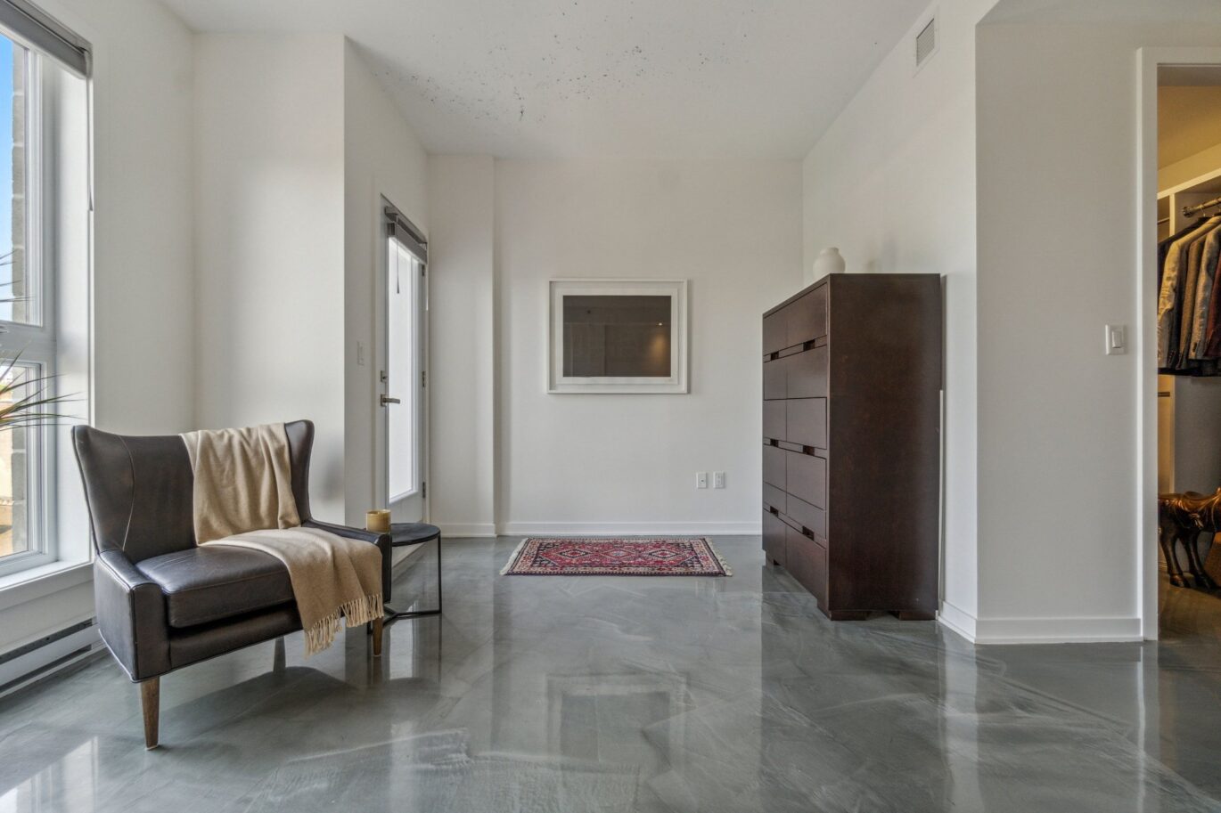 75 Av. des Pins E. #403  Montréal (Le Plateau-Mont-Royal) (Montréal)