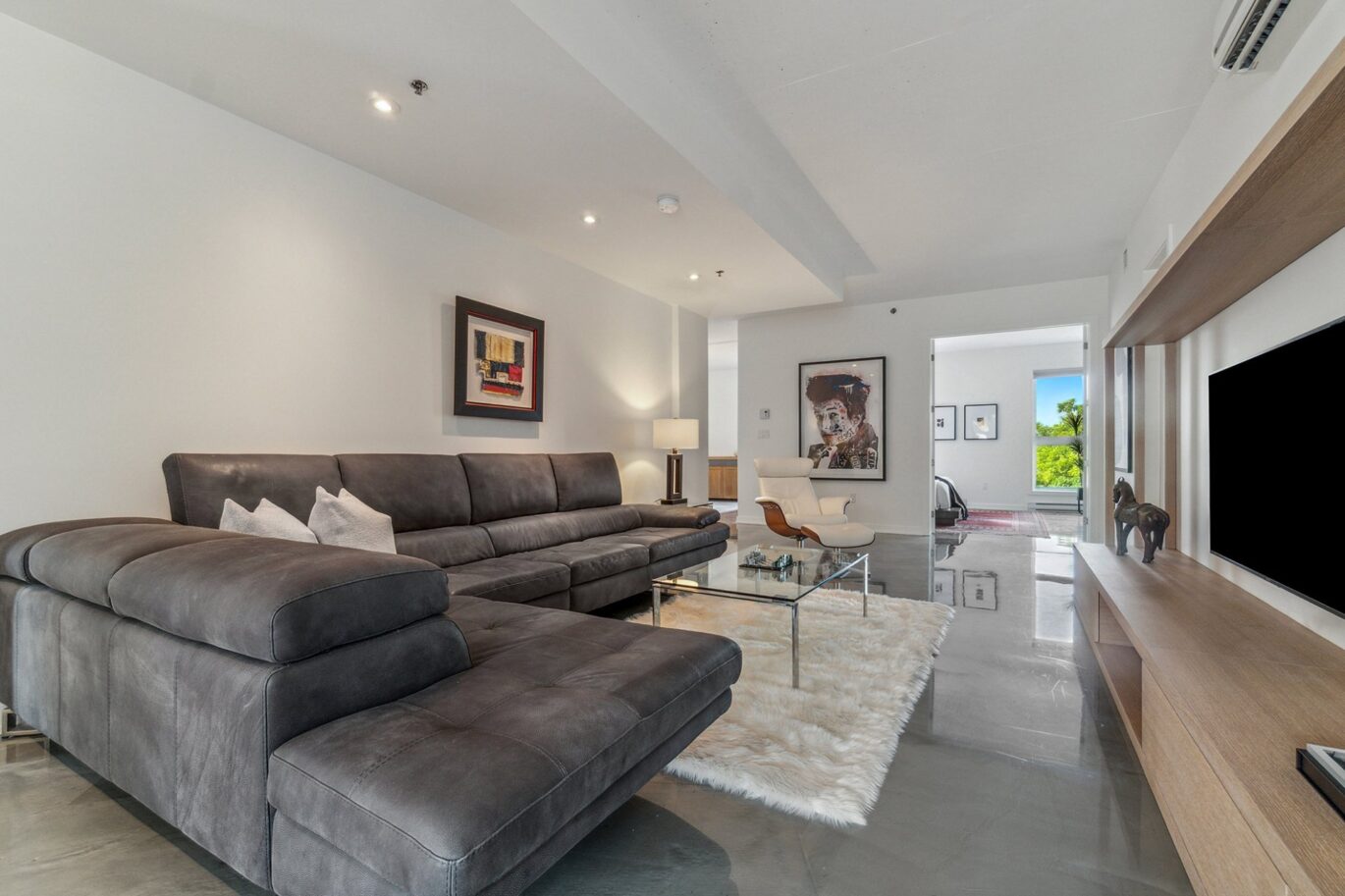 75 Av. des Pins E. #403  Montréal (Le Plateau-Mont-Royal) (Montréal)