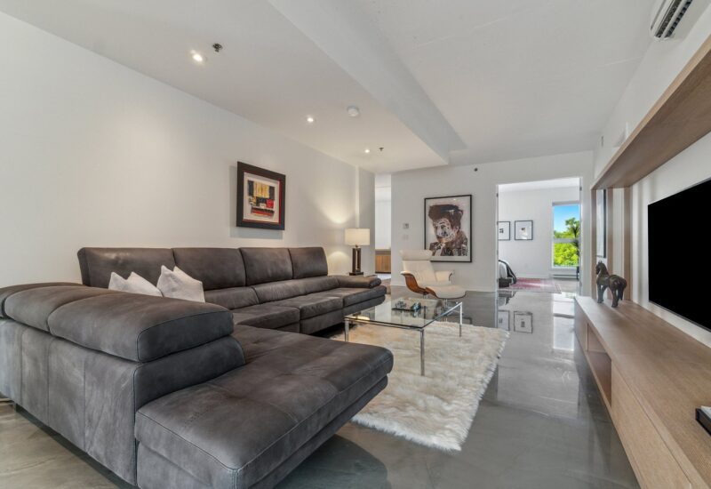 75 Av. des Pins E. #403  Montréal (Le Plateau-Mont-Royal) (Montréal)