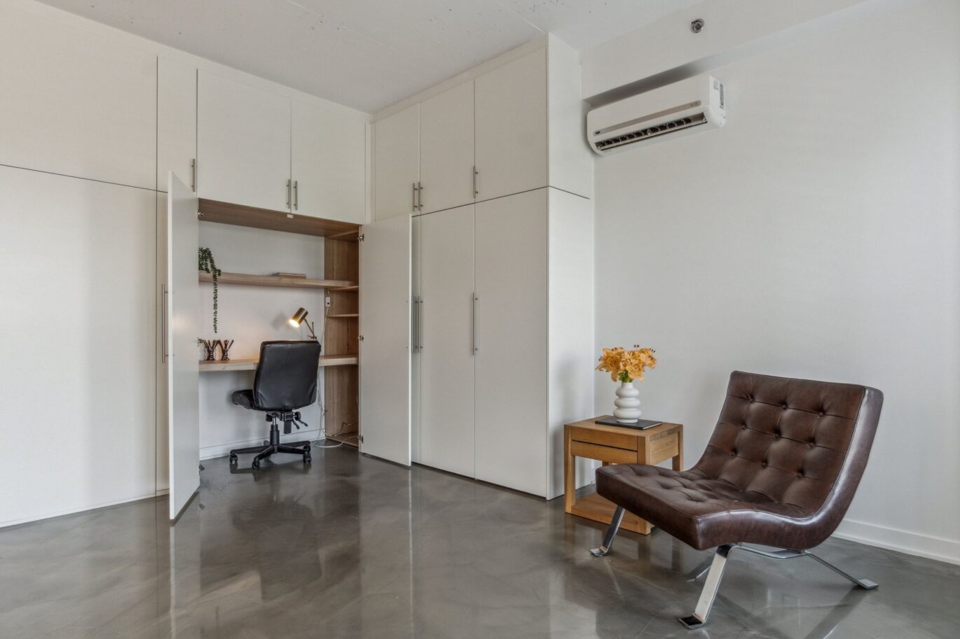 75 Av. des Pins E. #403  Montréal (Le Plateau-Mont-Royal) (Montréal)