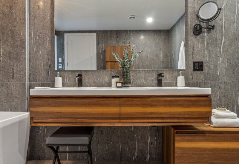 75 Av. des Pins E. #403  Montréal (Le Plateau-Mont-Royal) (Montréal)