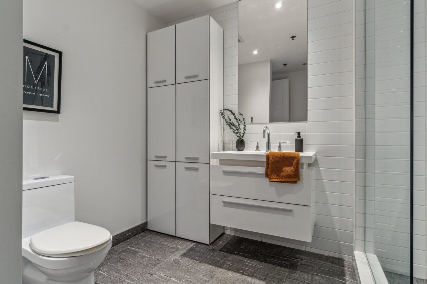 75 Av. des Pins E. #403  Montréal (Le Plateau-Mont-Royal) (Montréal)