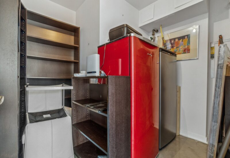 75 Av. des Pins E. #403  Montréal (Le Plateau-Mont-Royal) (Montréal)